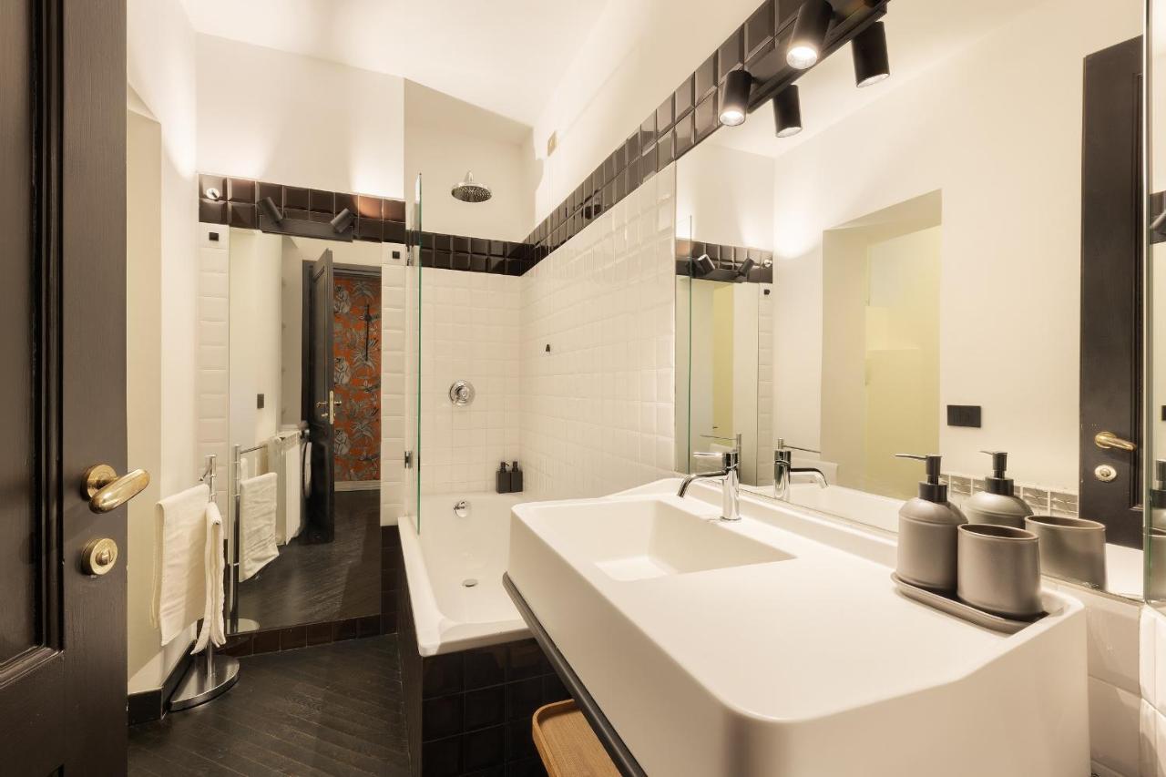 Hl Luxury Duomo Apartment - Via Torino, Montenapoleone 밀라노 외부 사진